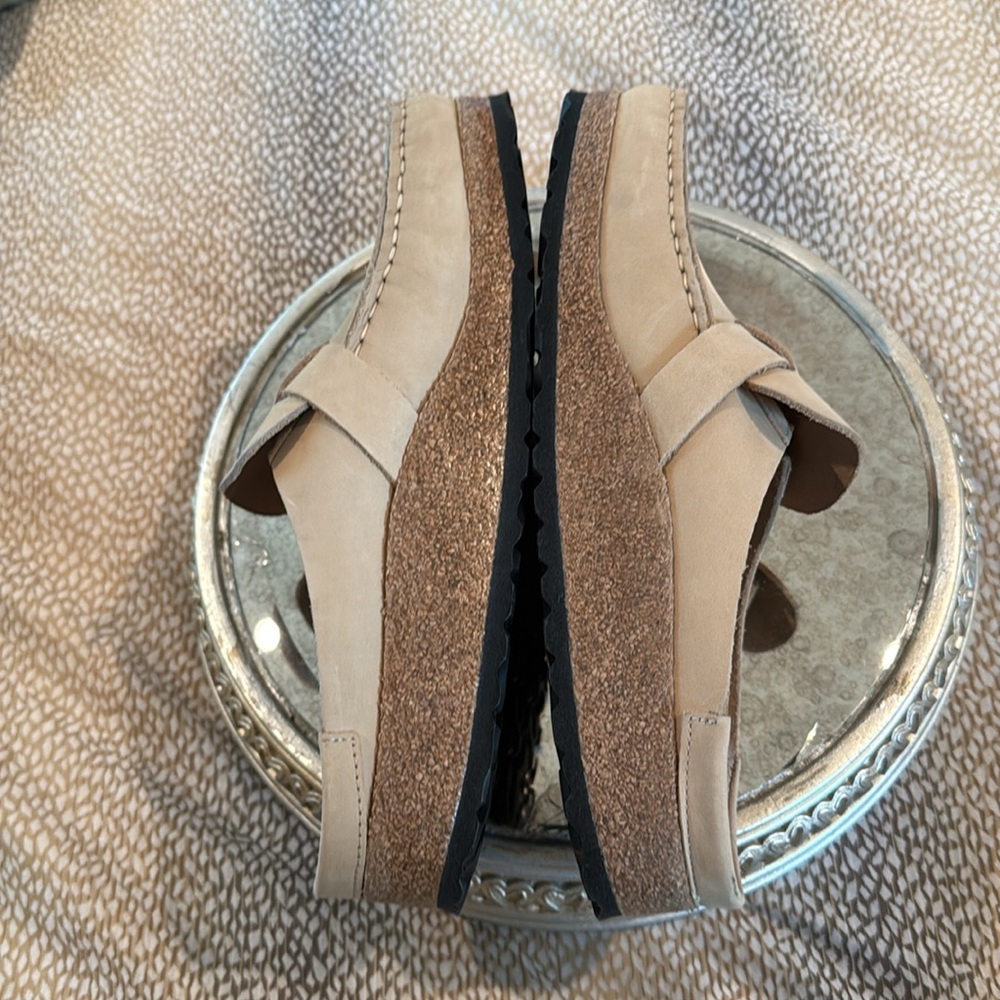 Birkenstock Tan Loafers Slip-Ons with Buckle - Picture 4 of 9